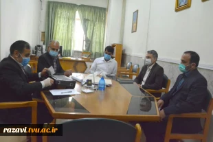 در راستای اجرای مصوبه ستادملی کرونا در خصوص بازگشایی مراکز آموزشی
دانشگاه فنی و حرفه ای استان خراسان رضوی،  میزبان ناظران محترم هیات نظارت و ارزیابی و تضمین کیفیت دانشگاه فنی و حرفه ای کشور بود 3