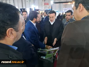 تصاویری از رونمایی محصول جدید شرکت دانش بنیان افق انرژی صدرا مرکز رشد دانشکده فنی شهید منتظری مشهد 7